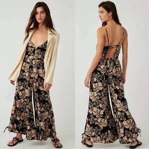 Free People Dainty Cottage Floral Linen Wide Leg One Piece Jumpsuit Size Medium